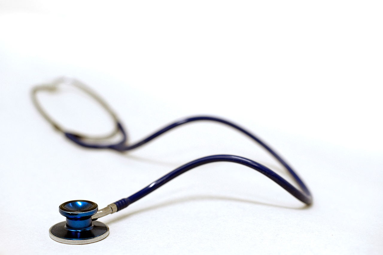 Smartfon zmienia się w stetoskop, czyli jak każdy z nas może zostać lekarzem