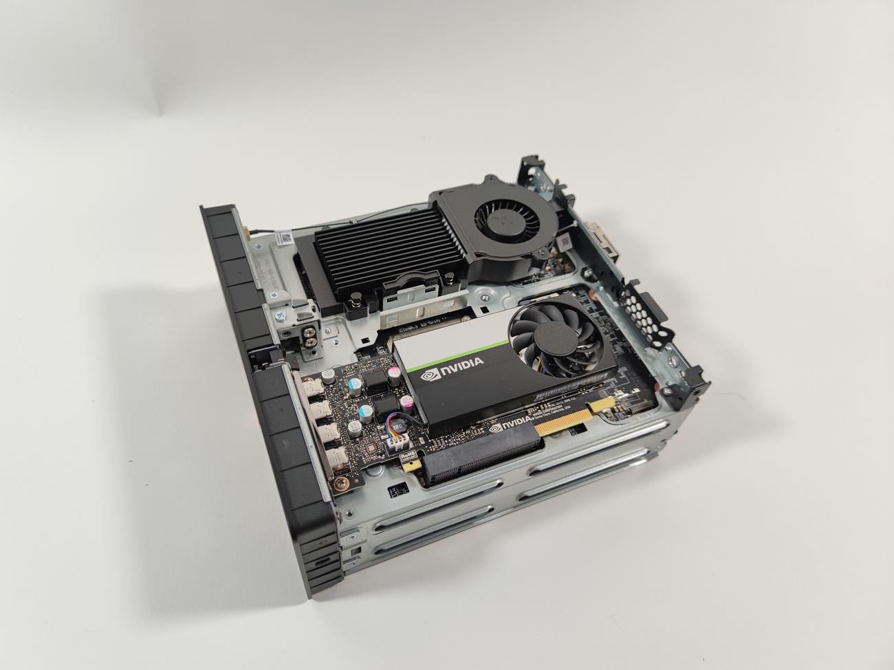 Lenovo ThinkStation P360 Ultra