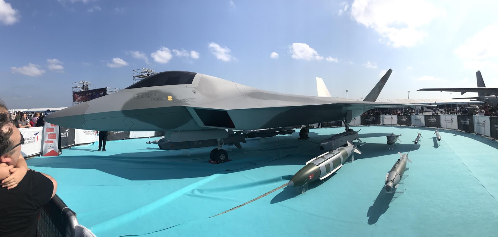 prototyp unikalnego myśliwca MMU