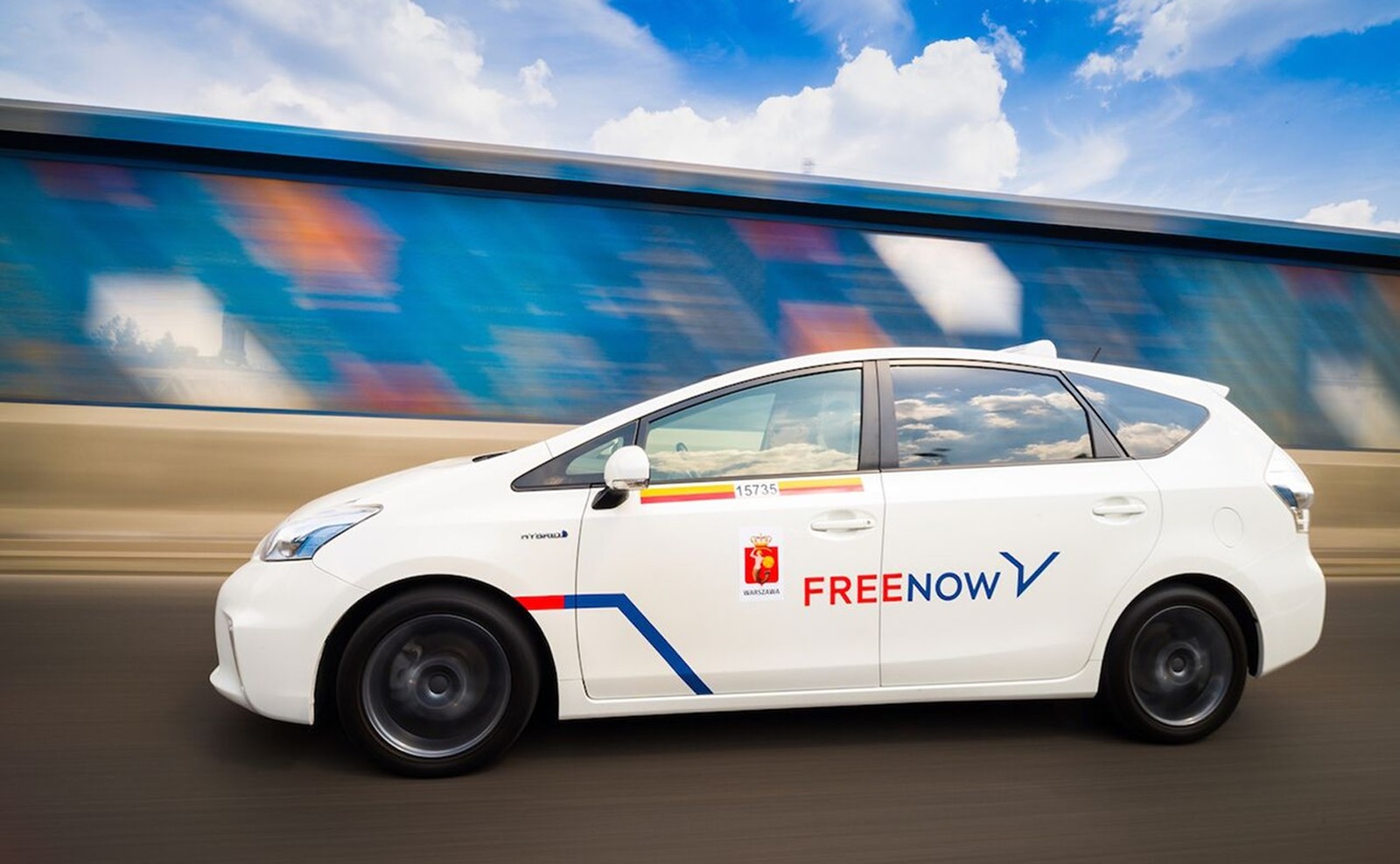 Przejechał taksówką FreeNow 480 km z Krakowa do Poznania. Rekord 10-letniej historii firmy