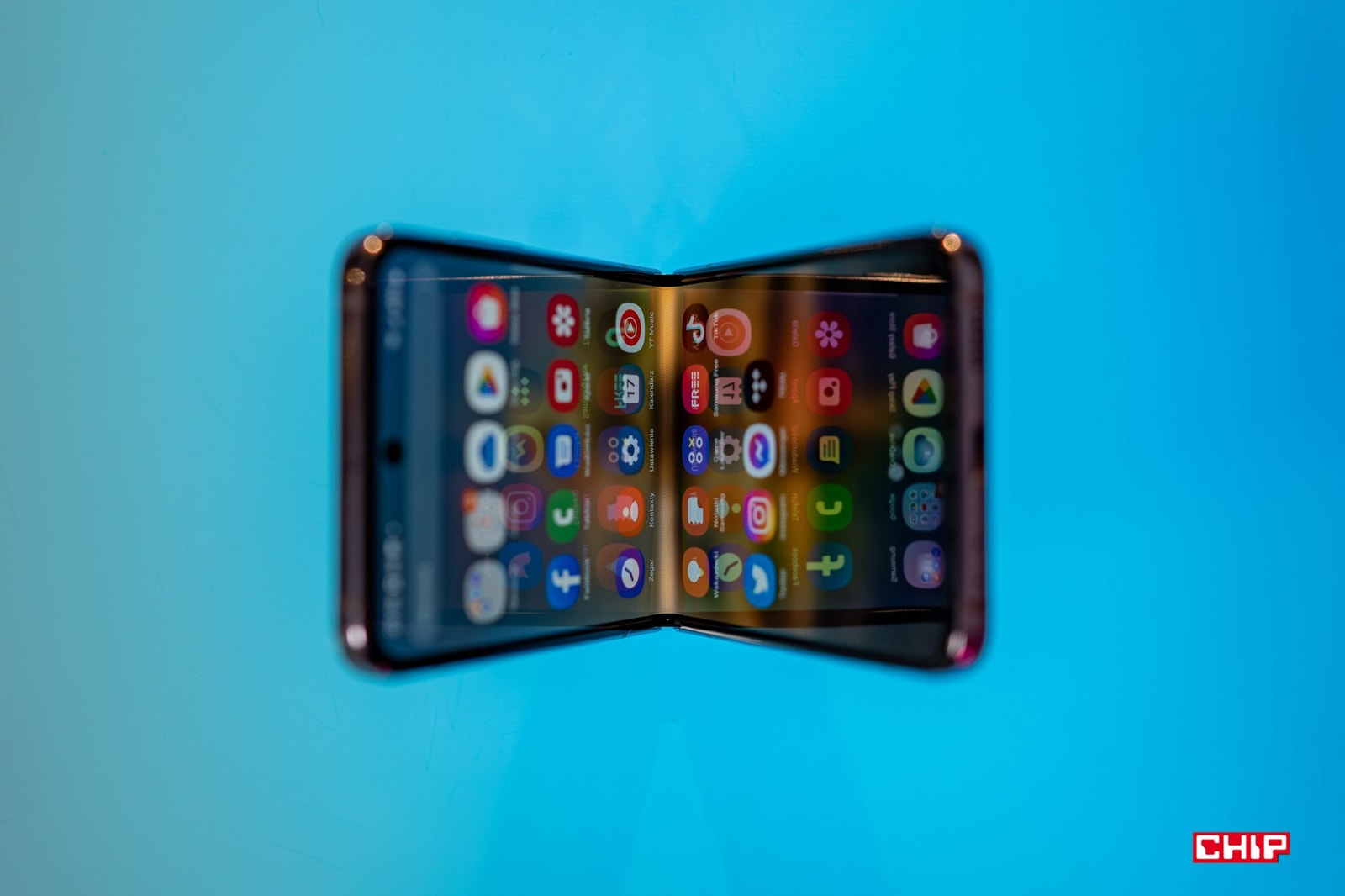 Składane smartfony są delikatne? Bzdura – przyglądamy się faktom i mitom