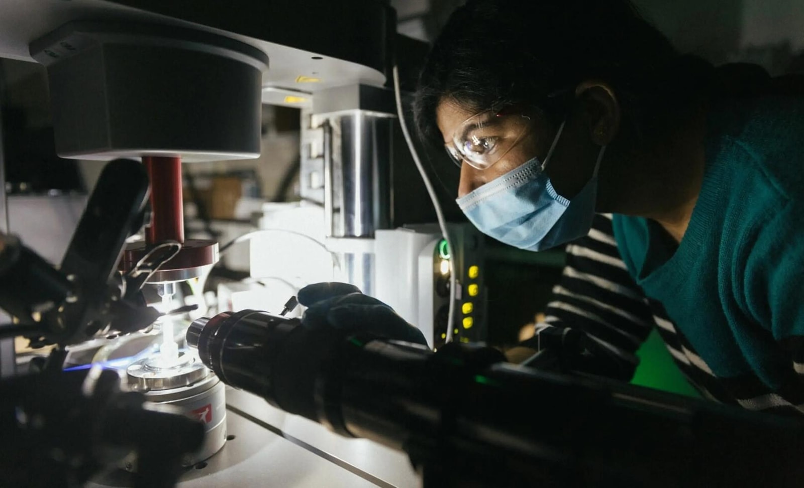 Materiały amortyzujące z nanorurkami węglowymi