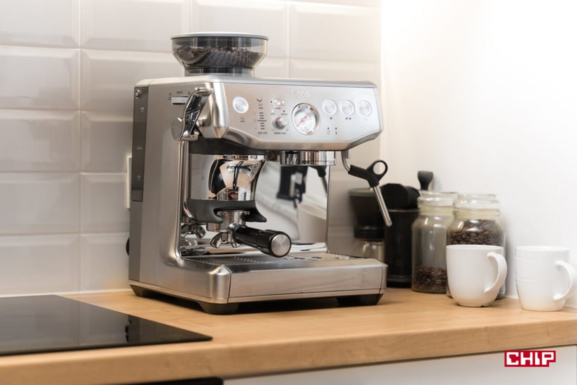 Sprawdziłem ekspres Sage the Barista Express Impress. Już nie boję się domowego espresso