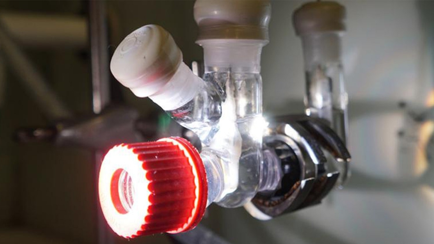 Plastik i gazy cieplarniane przekształcą w paliwo, a to wszystko w niecodziennych okolicznościach