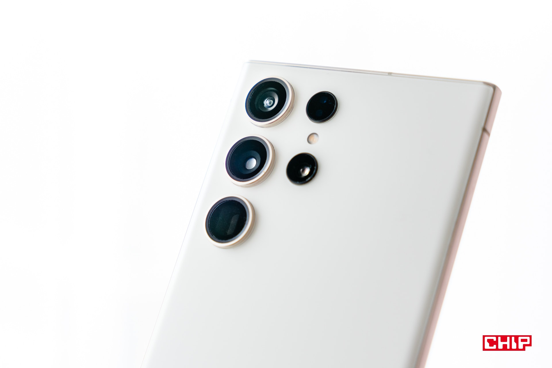 Aparat w Galaxy S23 będzie jeszcze lepszy. Samsung właśnie naprawia wszystkie błędy