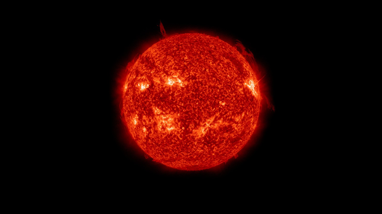 Fenomenalny wir na powierzchni Słońca. Tysiące kilometrów splecionej plazmy na zdjęciu
