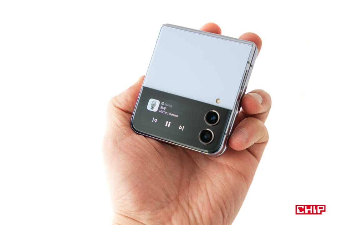 Samsung nie chce powielać błędów konkurencji. Zewnętrzny ekran w Galaxy Z Flip 5 będzie bardzo funkcjonalny