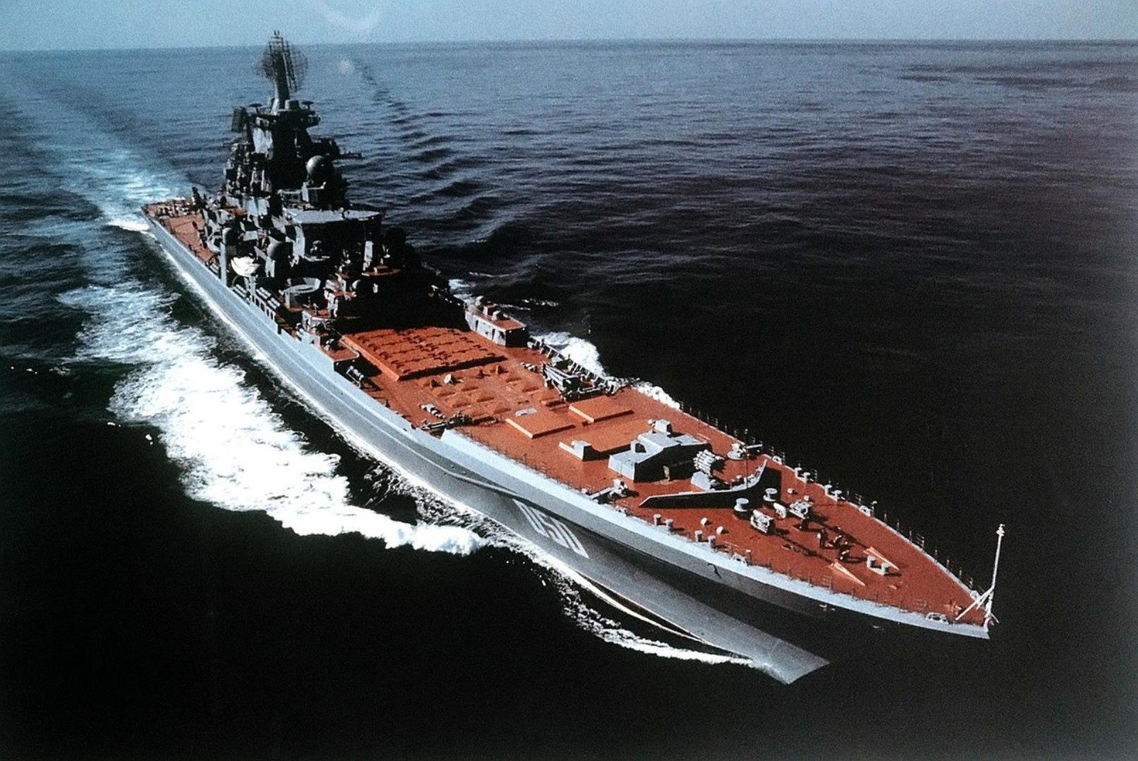 Wróg nr 1. Jeśli Rosja uzbroi swój krążownik w ten sposób, jego zniszczenie będzie priorytetem