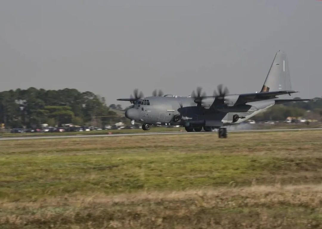 Wizja rodem z Gwiezdnych Wojen. Latający kolos ma strzelać laserami
