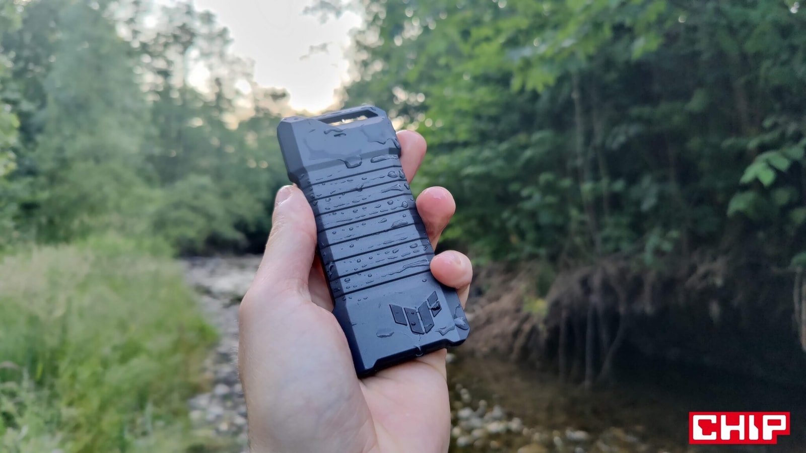 Wbijesz tym gwoździe i przepłyniesz rzekę. Sprawdziłem wyjątkowy dysk zewnętrzny
