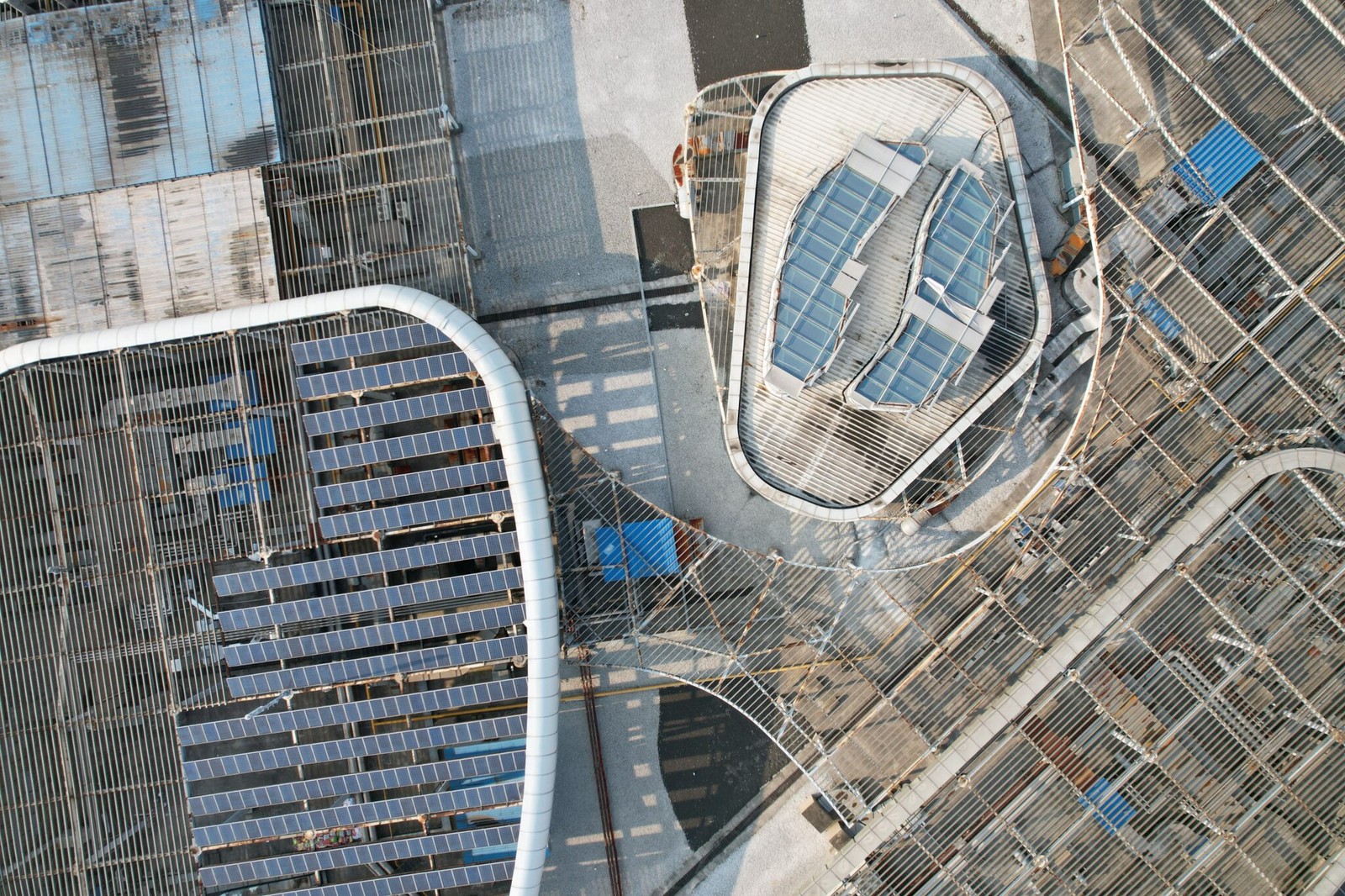 Zdjęcie poglądowe paneli słonecznych z Chin
