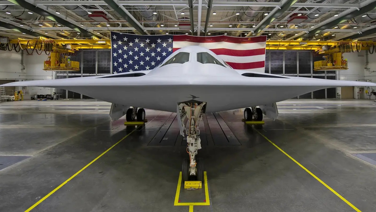 Nowy superbombowiec lotnictwa USA roztacza wokół siebie aurę niepewności