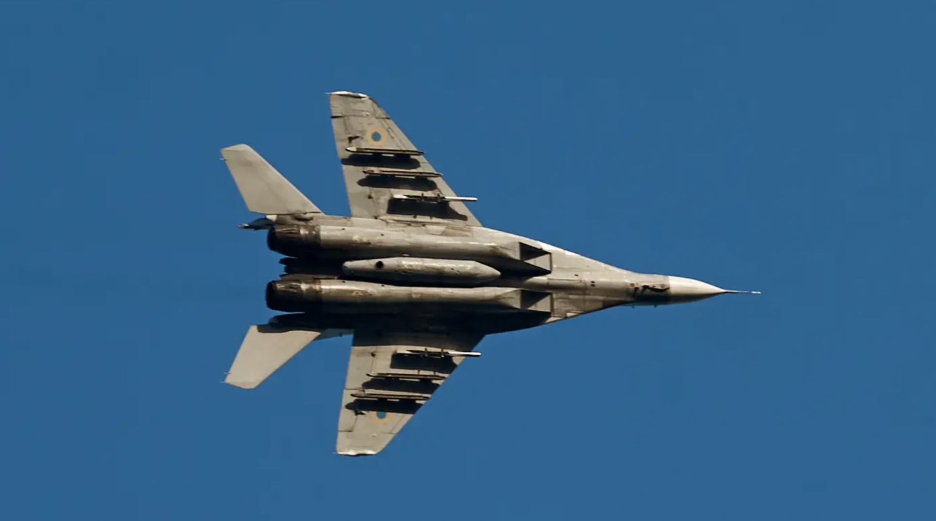 Bomby JDAM pod MiG-29