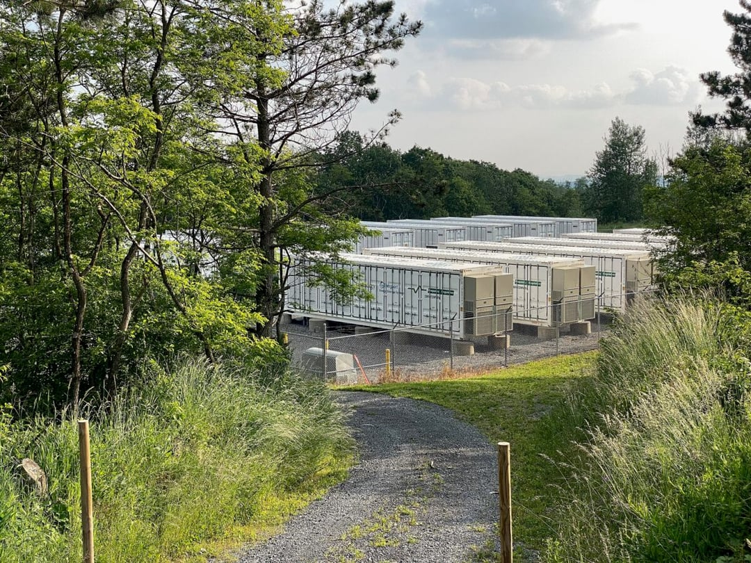 Tego źródła energii już nic nie pobije. Chiny miażdżą konkurencję swoim nowym akumulatorem