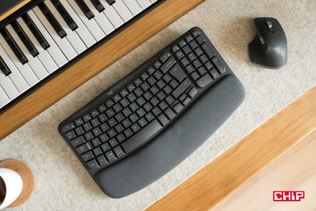 Test Logitech Wave Keys. Po 20 latach znów pokochałem klawiaturę ergonomiczną