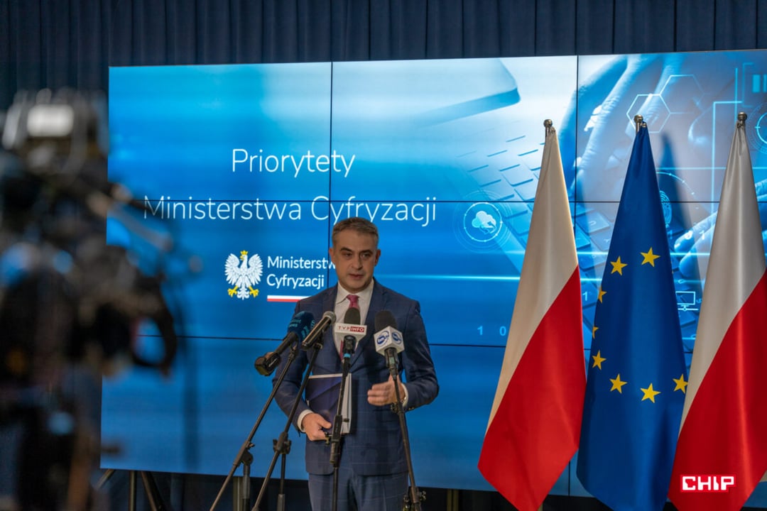 Jakie priorytety ma nowe Ministerstwo Cyfryzacji? Wiemy co dalej z laptopami dla uczniów