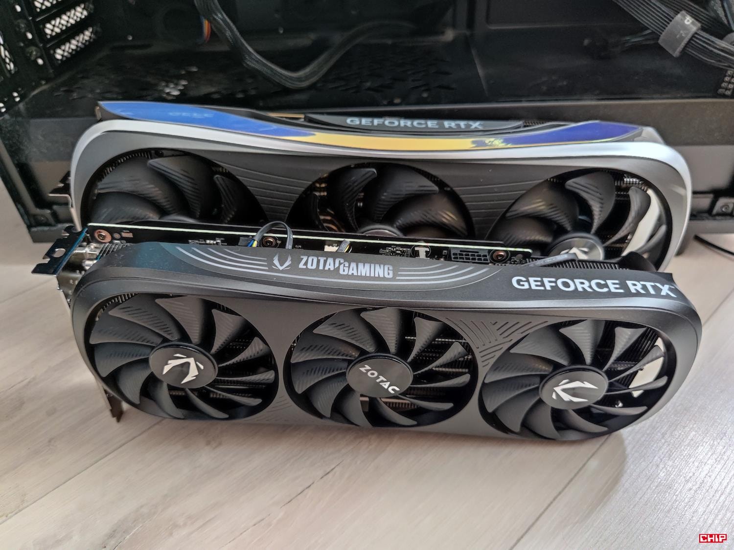 Test ZOTAC GeForce RTX 4070 Ti SUPER Trinity i ZOTAC GeForce RTX 4080 SUPER AMP Extreme AIRO w grach z ray tracingiem i path tracingiem. DLSS pomoże w uzyskaniu płynnej rozgrywki?