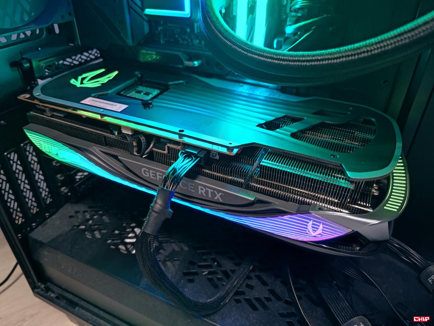 Test ZOTAC GeForce RTX 4080 SUPER AMP Extreme AIRO