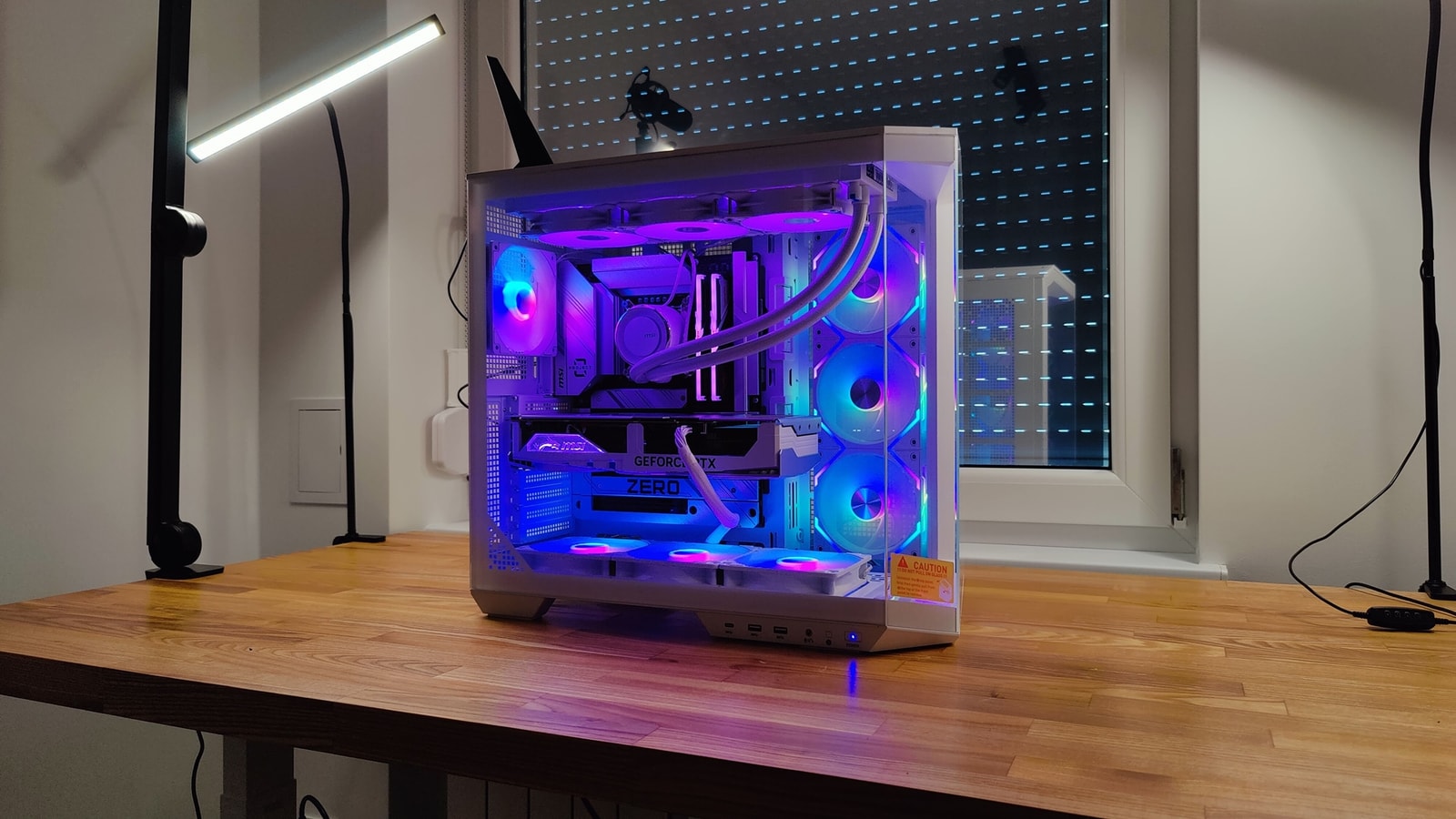 Komputer, w którym można się zakochać. MSI wie, jak robić fenomenalne komponenty