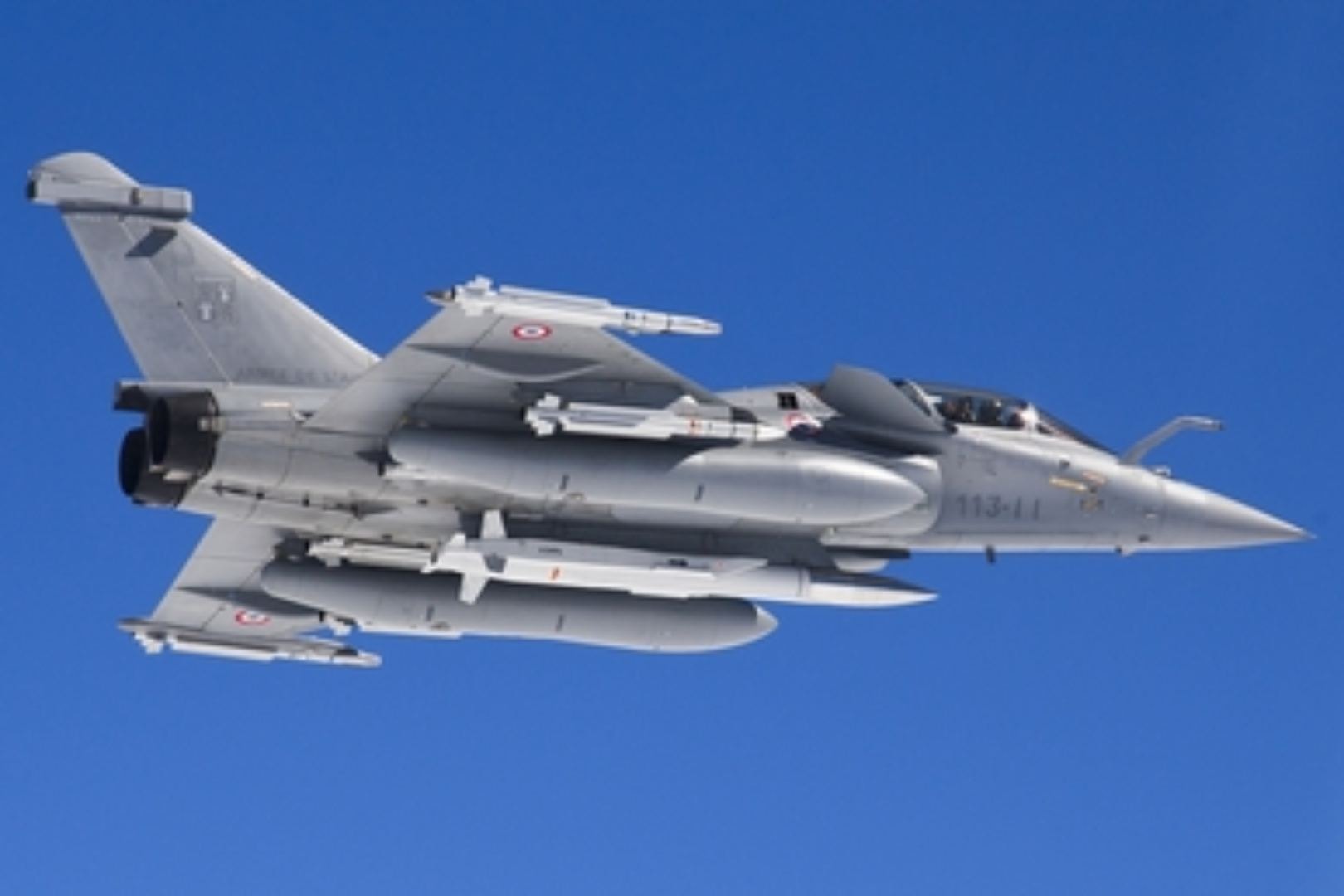 Francja zaskoczyła. Rafale F5 dostanie broń, której nikt nie chce oglądać na radarze