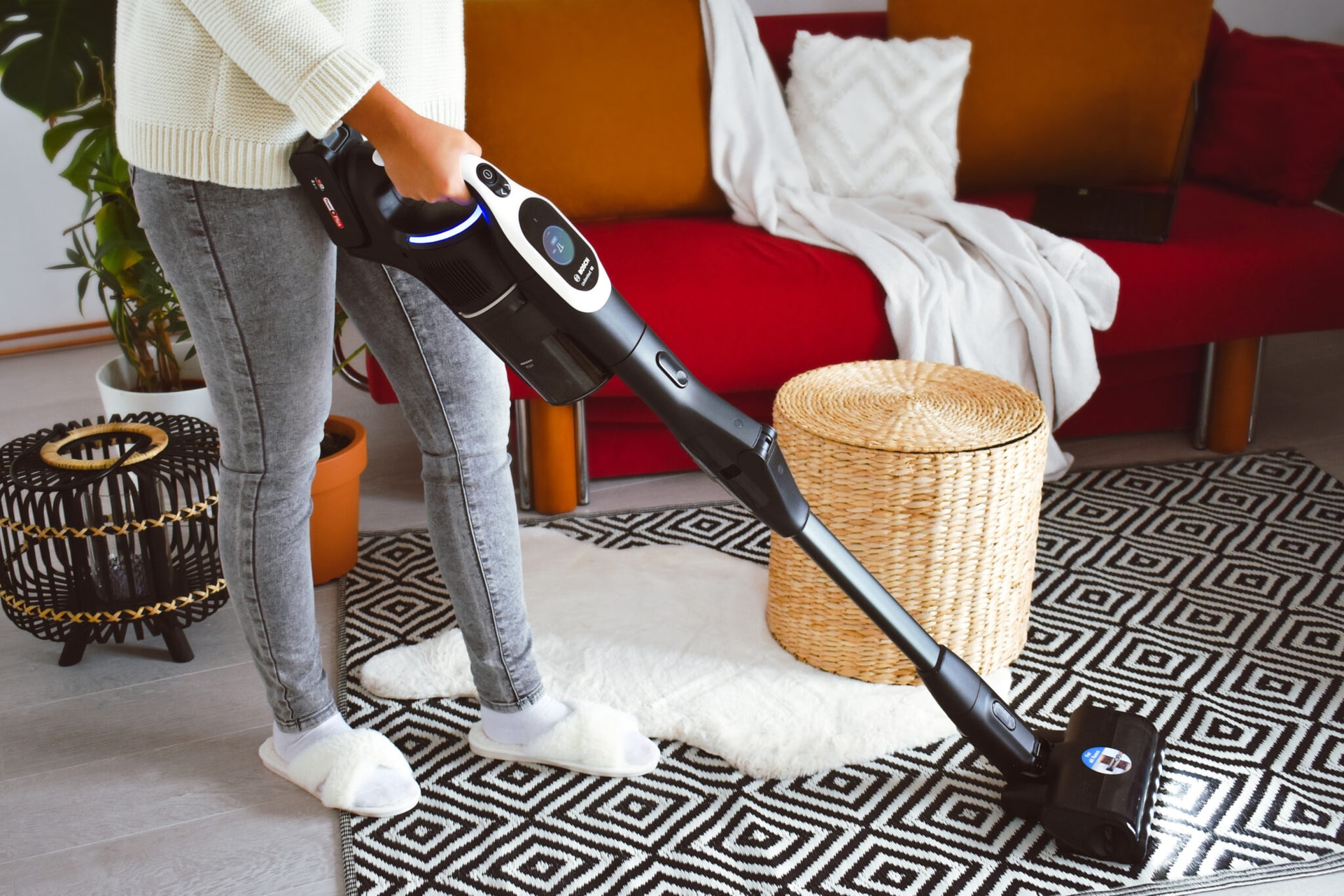 Bosch Unlimited 10 BCS1041WAC – rewolucja w odkurzaniu czy kolejny gadżet? Sprawdziliśmy to!