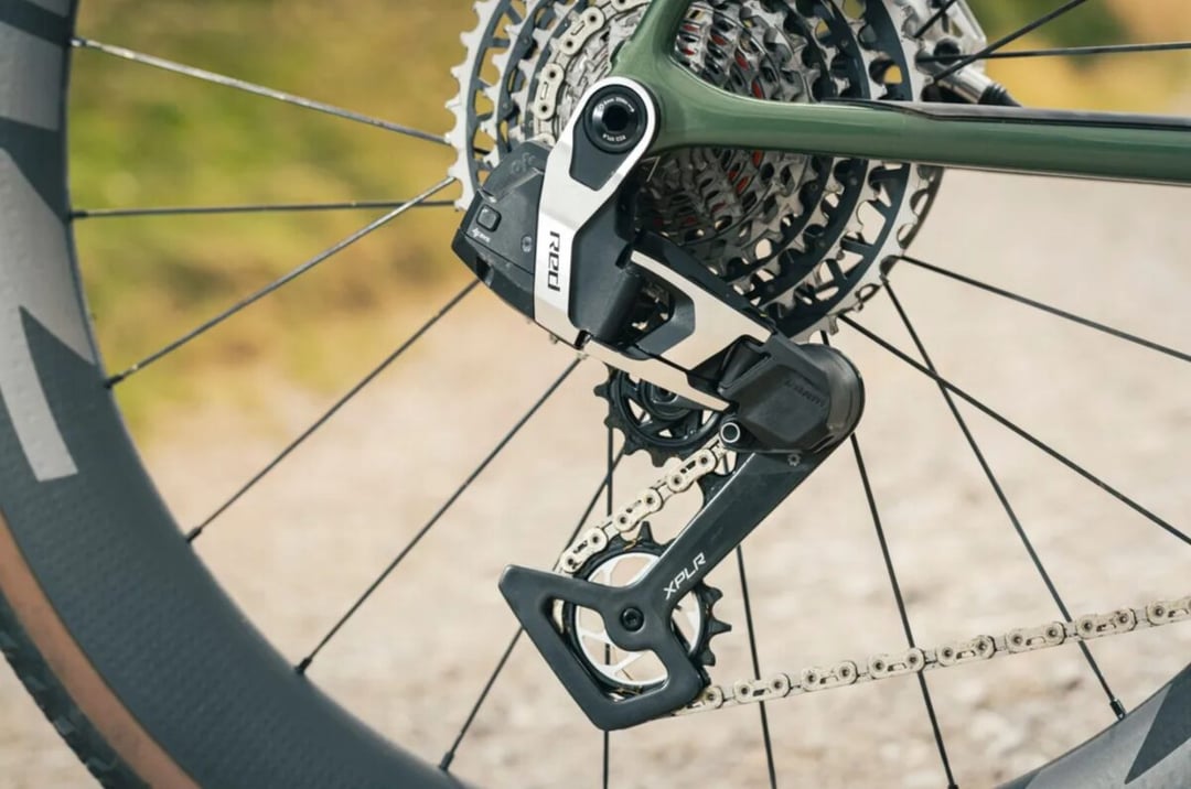 Rowerzyści dostają cyfrowy prezent. Aktualizacja zmienia działanie przerzutki Eagle AXS