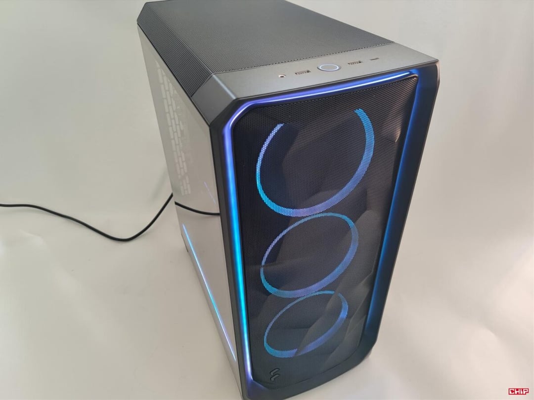 Test obudowy Fractal Design Meshify 3 Ambience Pro RGB Black TG Light Tint