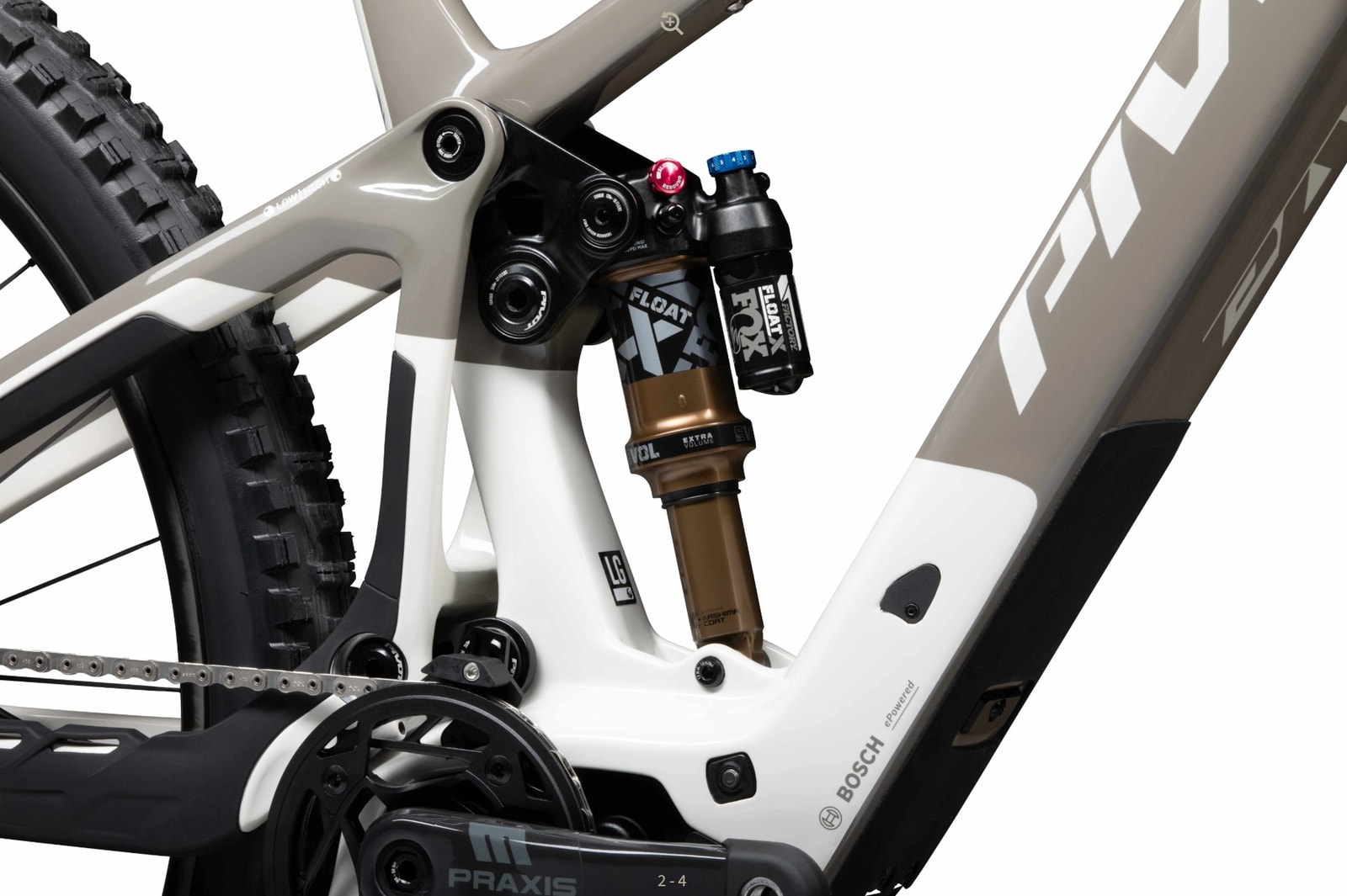 Lekki jak tradycyjny, mocny jak e-bike. Pivot rozwiązał największy problem e-MTB