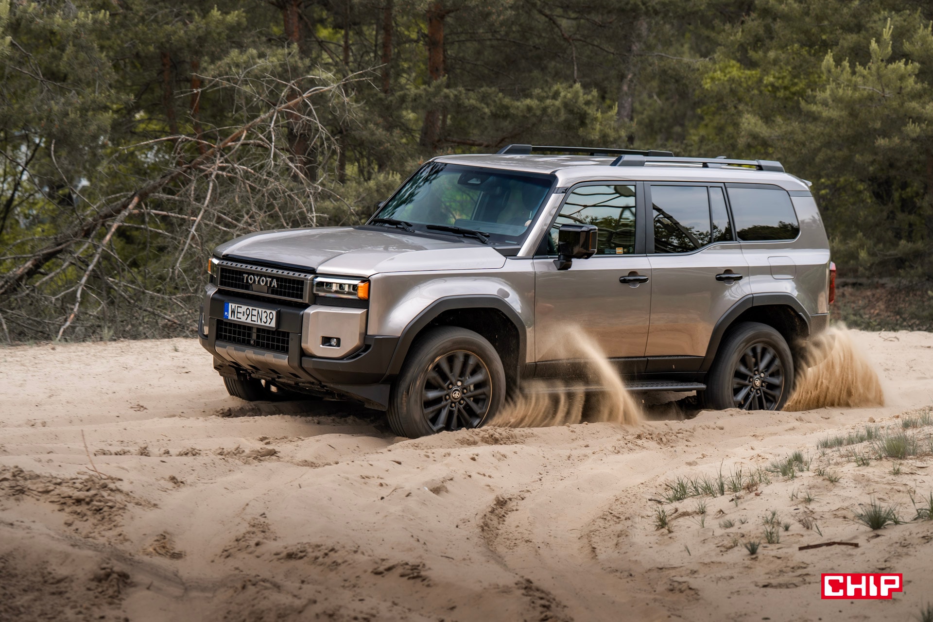 Test Toyota Land Cruiser – na biznesowe spotkanie i wycieczkę przez błoto