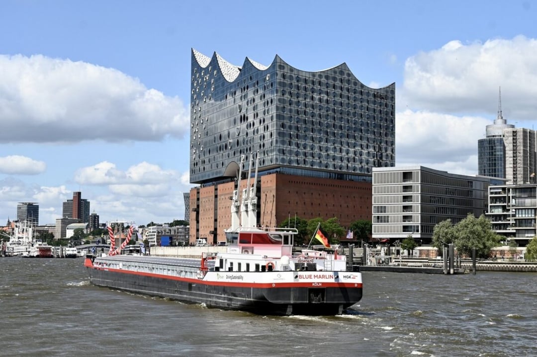 Gigant “pływający na słońcu”. Blue Marlin to pierwszy taki statek w historii