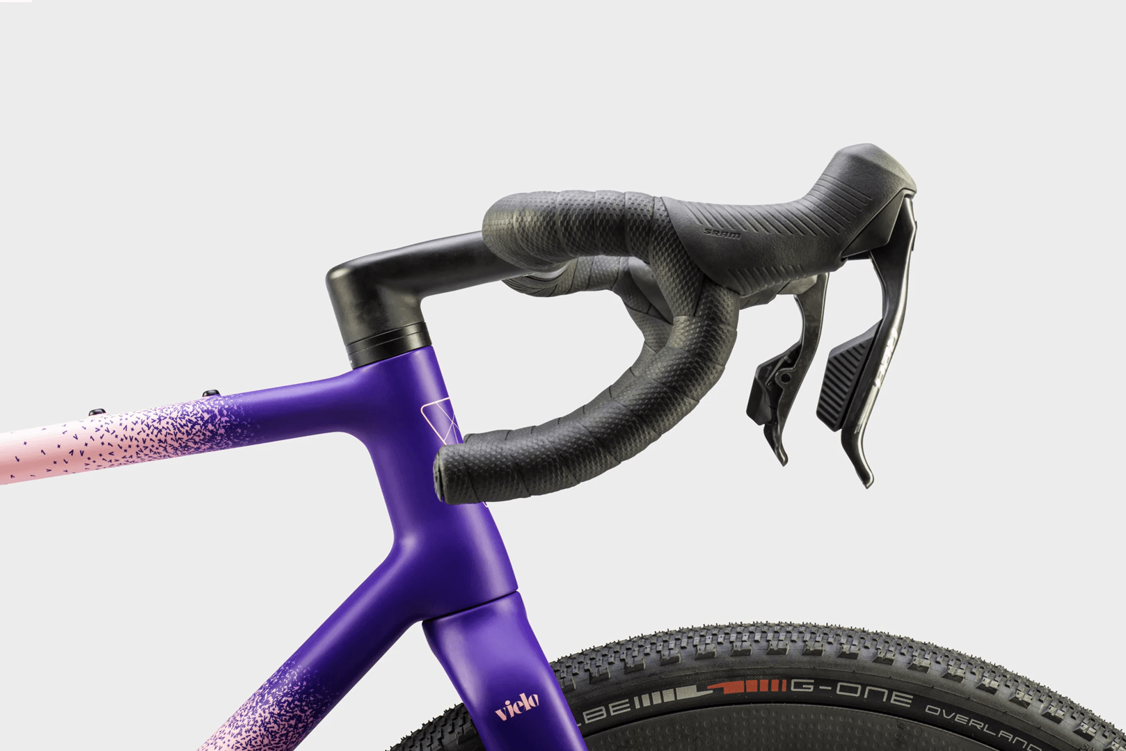 Kosmiczna technologia na gravelowych szlakach. Ten rower kosztuje tyle co małe auto