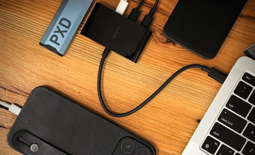 Test Belkin Connect 4-Port USB-C Hub – małe pudełko, wielka ulga dla kreatywnych
