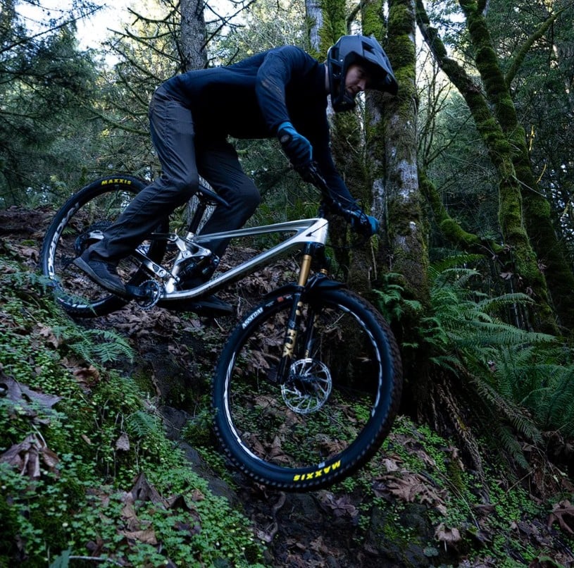 Koła rowerowe tak wielkie, że wszyscy będą się gapić