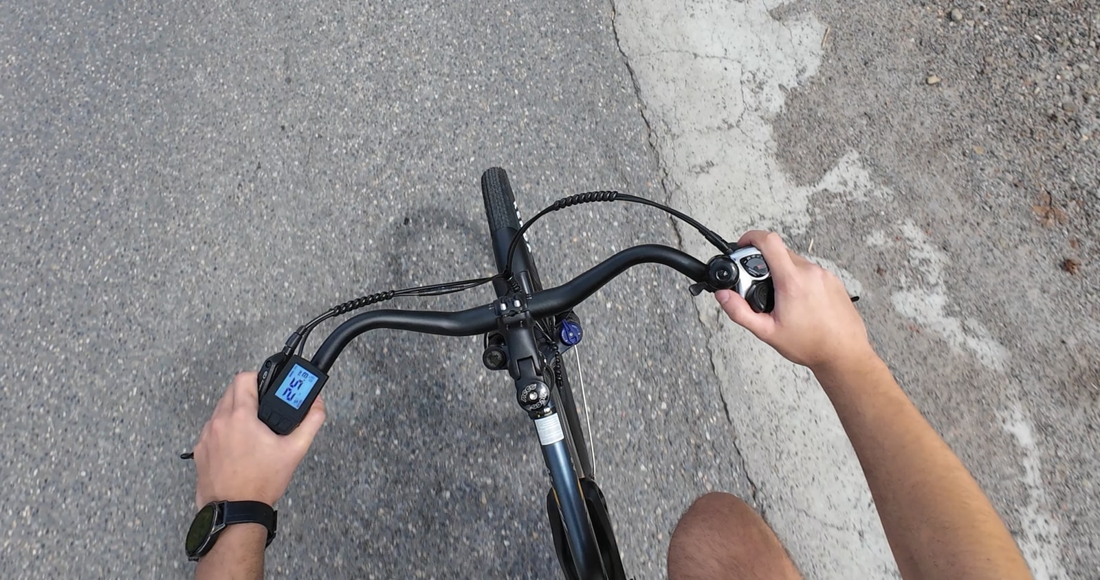 Test Touroll MA2. Trudno uwierzyć, że ten elektryczny rower jest tak tani