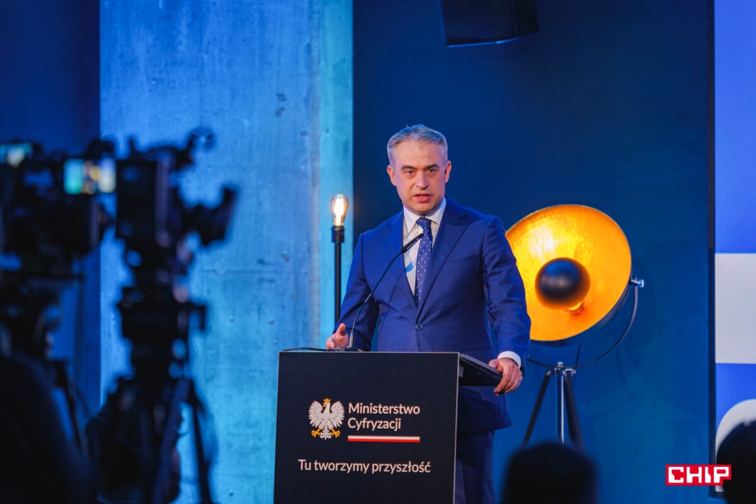 Stłuczka samochodowa bez nerwów i formularzy. Nowa użyteczna funkcja w mObywatelu już dostępna