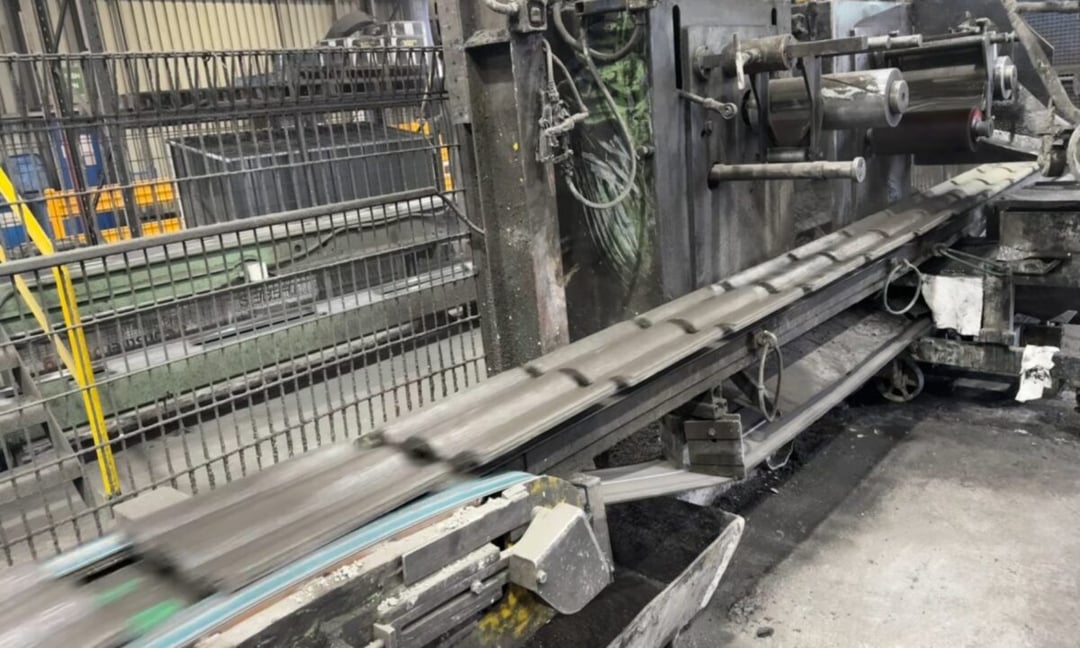 Przyszłość budownictwa właśnie się zmieniła. Te dachówki to prawdziwy przełom technologiczny