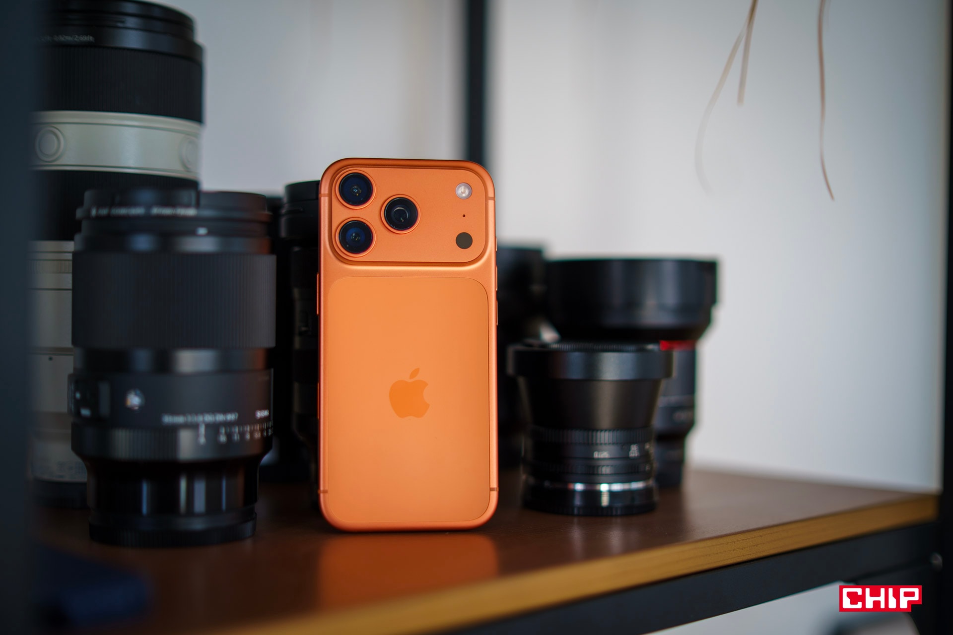 iPhone 18 Pro w końcu zerwie z nudą? Mniejsze Dynamic Island i nowa strategia Apple’a