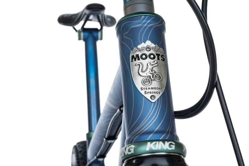 Moots właśnie zbudował rower dla tych, którzy nie potrafią wybrać między gravelem a MTB