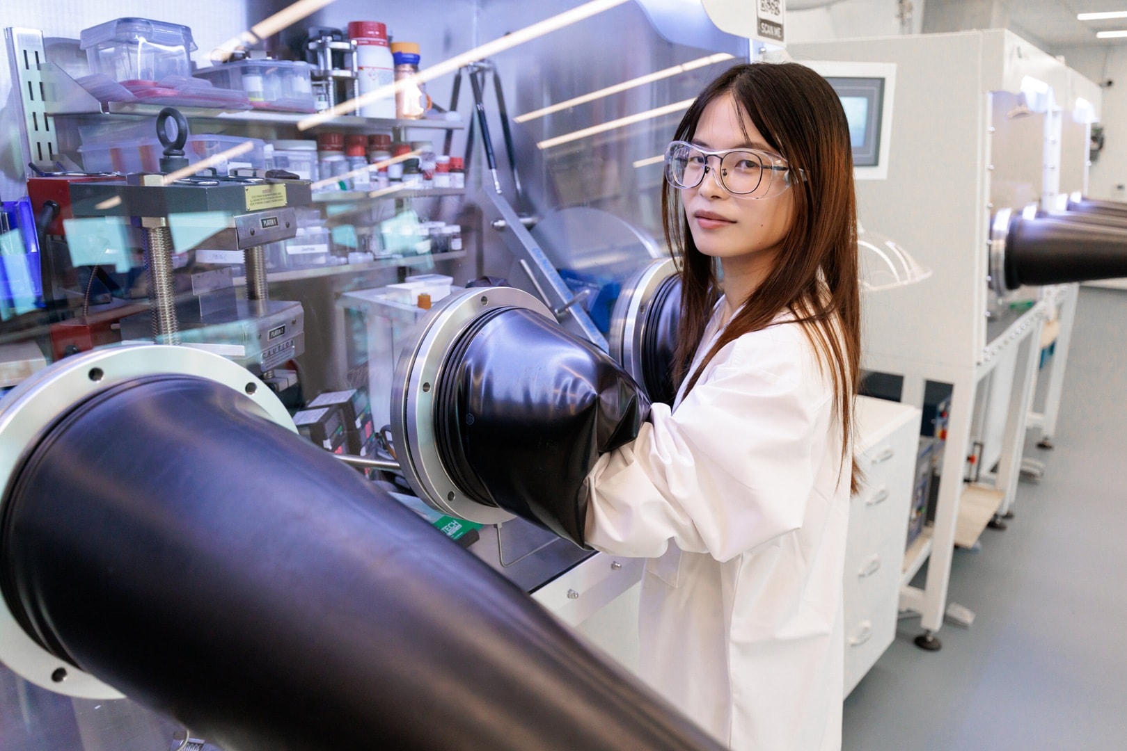 Baterie w elektrykach psują się szybciej niż powinny. Problem leży w czymś, czego nikt wcześniej nie zauważył