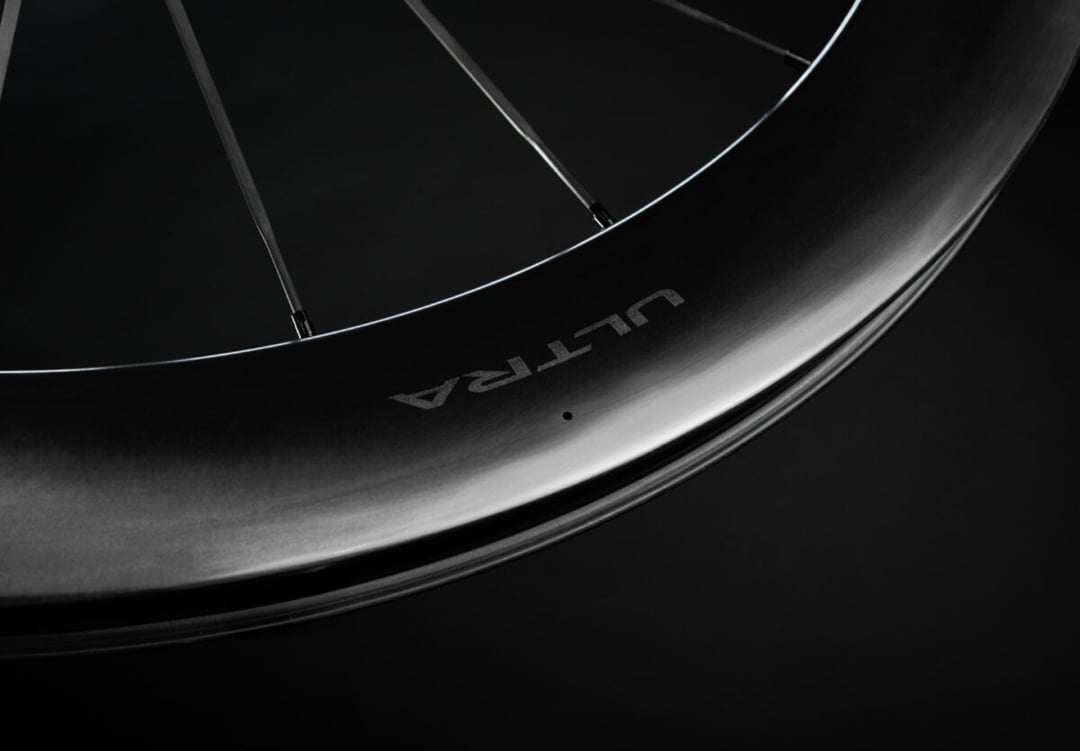 Brytyjczycy twierdzą, że zbudowali najszybsze koła rowerowe na świecie. Testy w tunelu pokazują coś niewiarygodnego