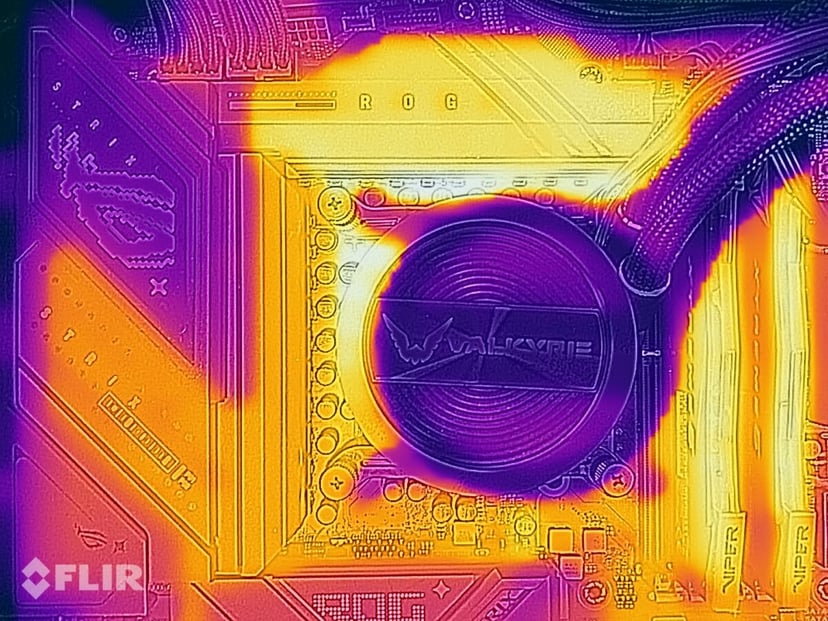 Wygląda na zimny, ale w środku gotuje się od mocy. To odkrycie oszuka wojskowych i ulepszy komputery
