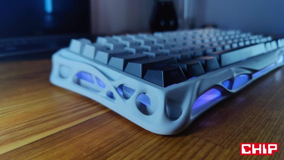 Test klawiatury mechanicznej Gravastar Mercury K1 Gradient White