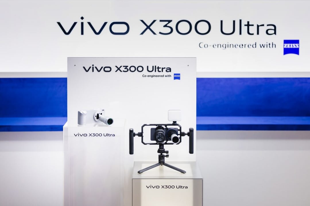 Nowy król zoomu nadciąga do Europy. vivo X300 Ultra skrada show na MWC 2026