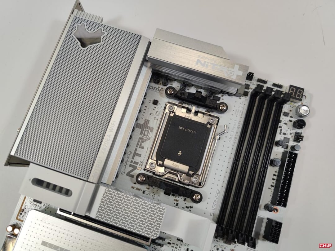 Test Sapphire Nitro+ X870EA PhantomLink Polar Edition – płyta główna z zasilaniem karty graficznej