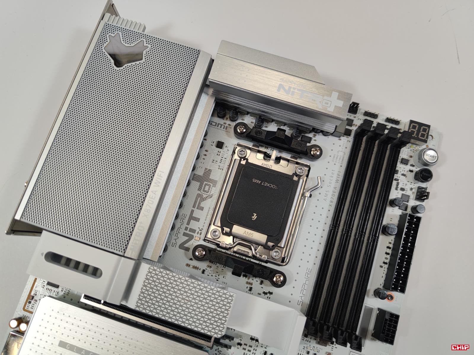 Test Sapphire Nitro+ X870EA PhantomLink Polar Edition – płyta główna z zasilaniem karty graficznej