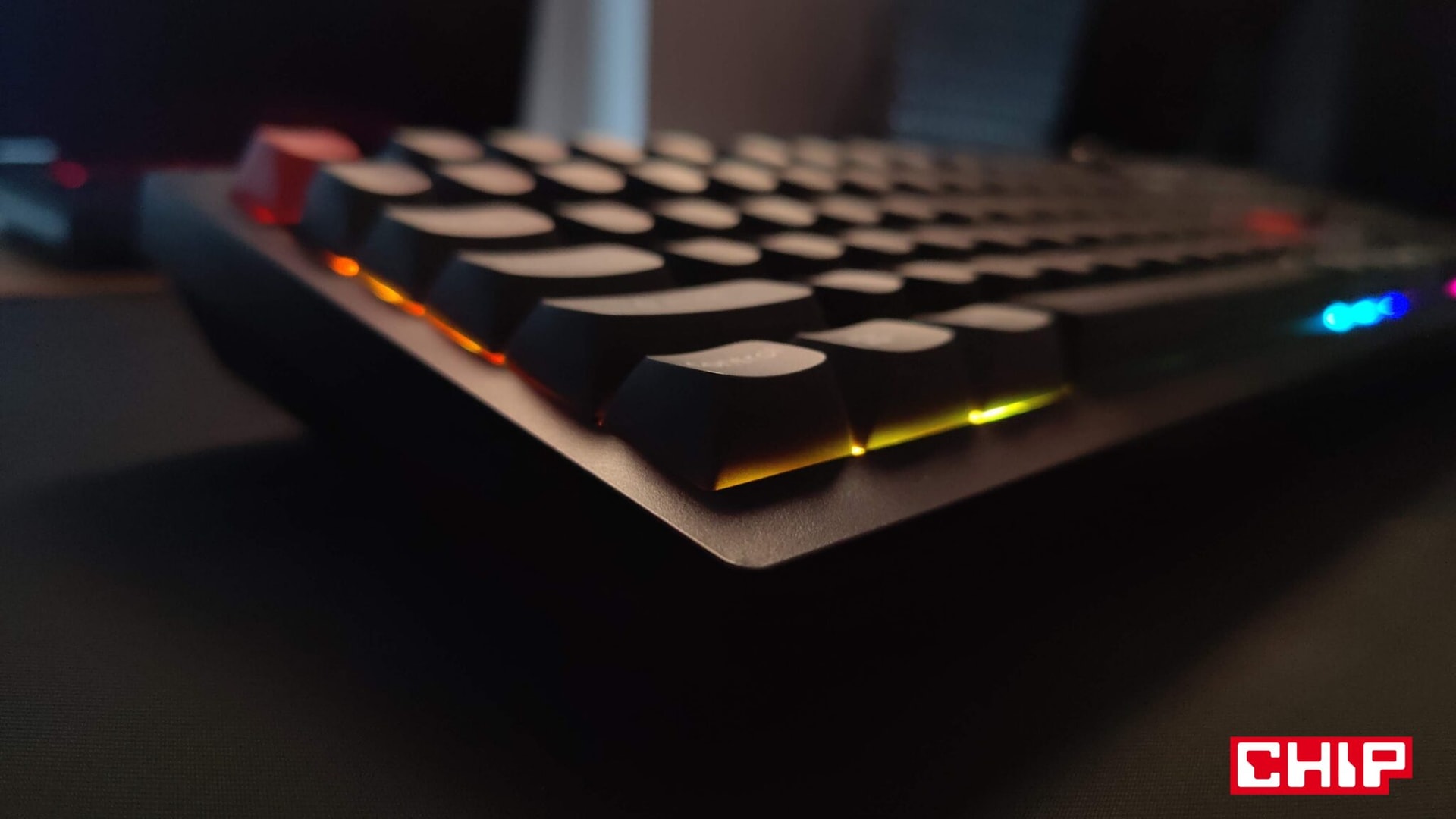 Test Keychron V6 Ultra 8K Wireless. Klawiatura mechaniczna do zadań specjalnych