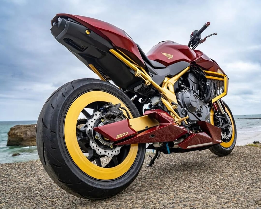 Takiego motocykla nie powstydziłby się Iron Man. Ta Honda CB750 Hornet pokazuje jednak coś ważnego