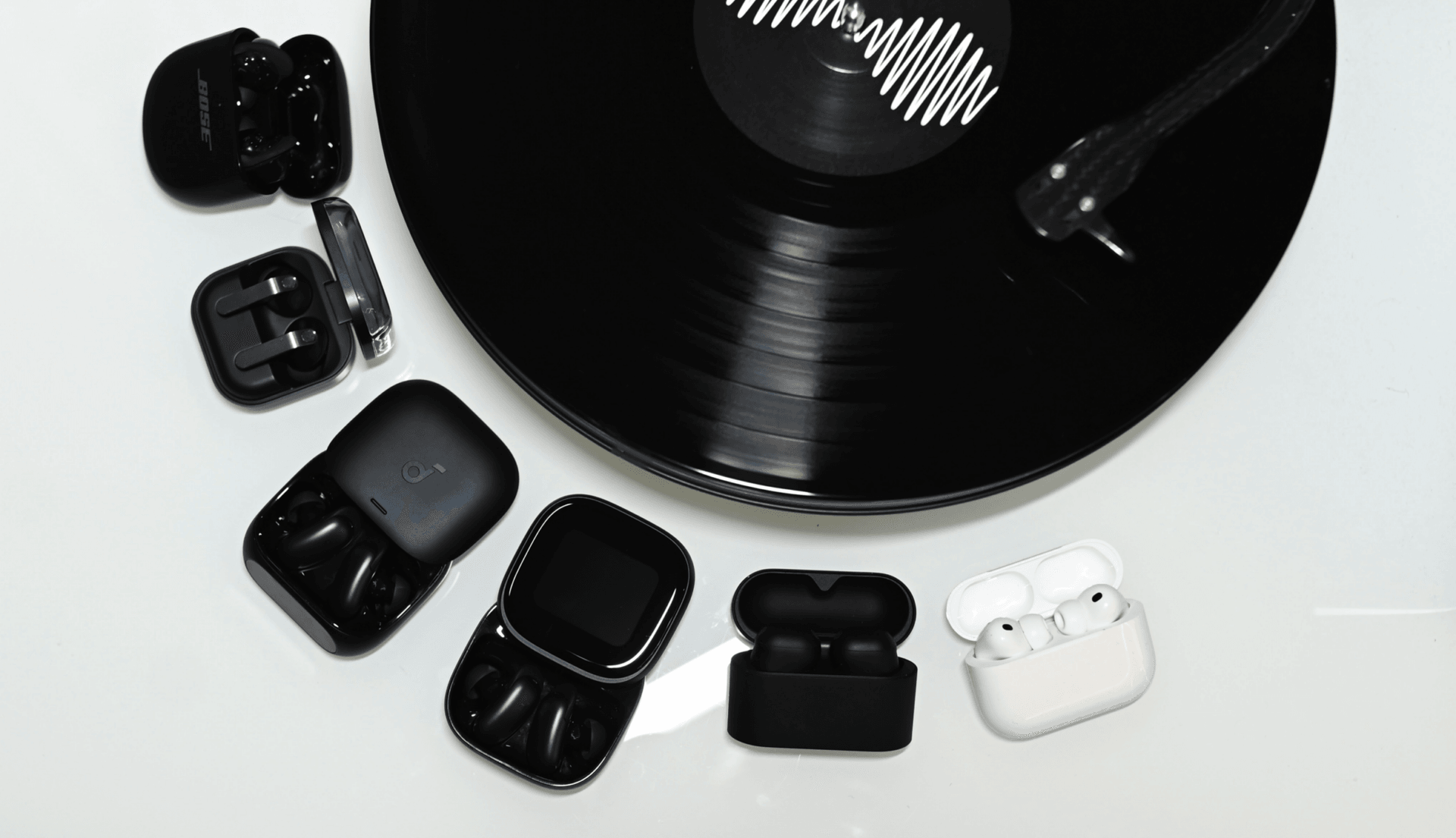 Test słuchawek w ciemno – tak wypadły AirPods, Sony, Bose, Samsung i soundcore