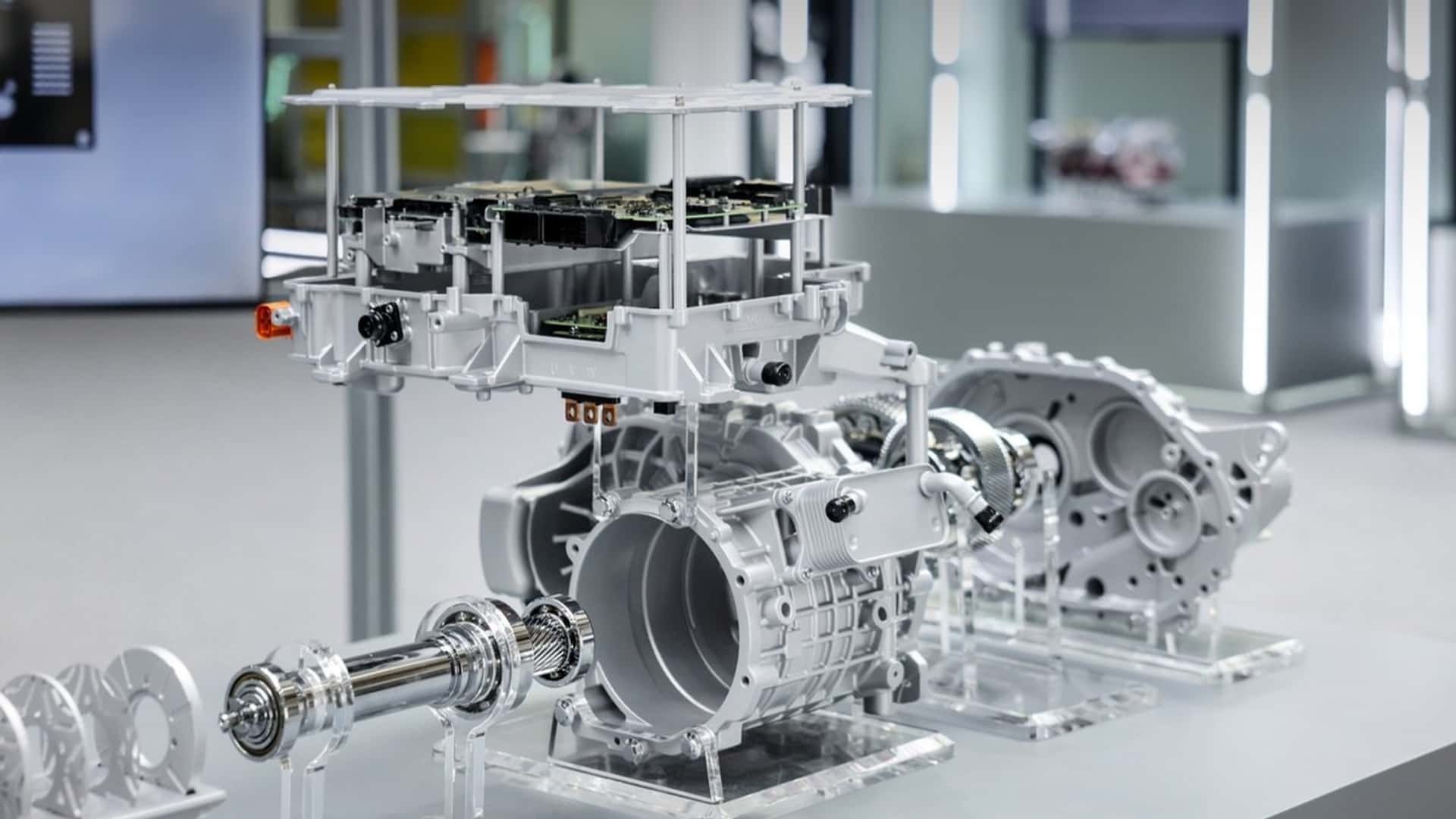Geely ogłasza przełom w napędach elektrycznych. Nowa jednostka wyznaczy globalne trendy
