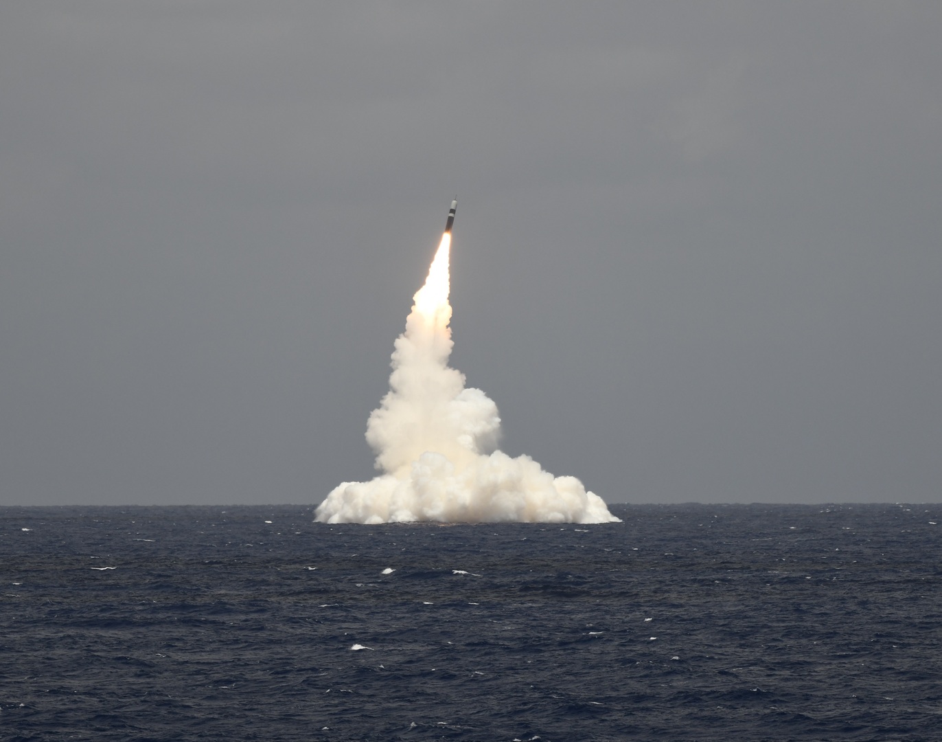 Start Trident II D5 z okrętu podwodnego